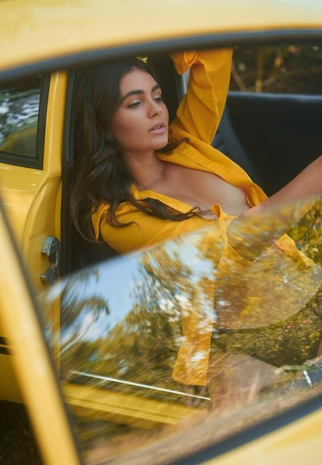 Naakte gelekte OnlyFans-foto van Katerina Bila