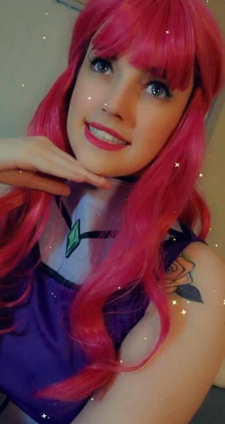 Naakte gelekte OnlyFans-foto van Blissfulflower