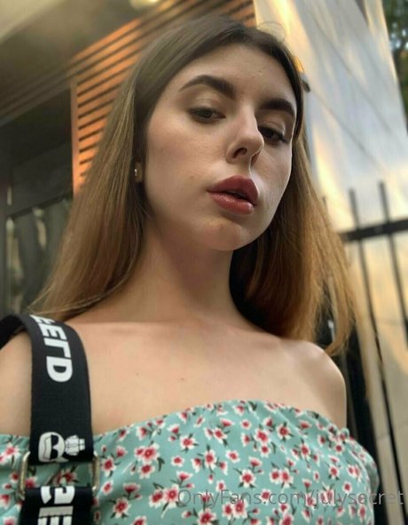 Naakte gelekte OnlyFans-foto van Nickyxxlicky