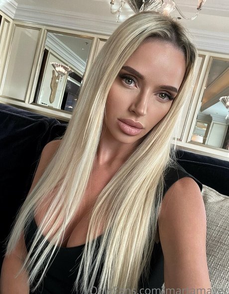 Naakte gelekte OnlyFans-foto van Martamayer