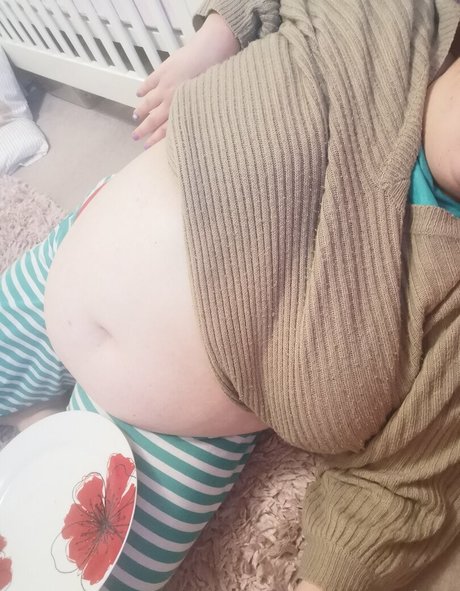 Naakte gelekte OnlyFans-foto van Vorevixen
