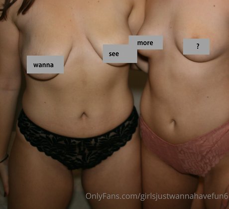 Naakte gelekte OnlyFans-foto van Girlsjustwannahavefun6