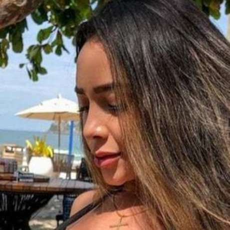 Naakte gelekte OnlyFans-foto van Celia Ricci