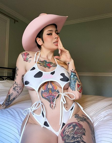 Naakte gelekte OnlyFans-foto van Annieforfree