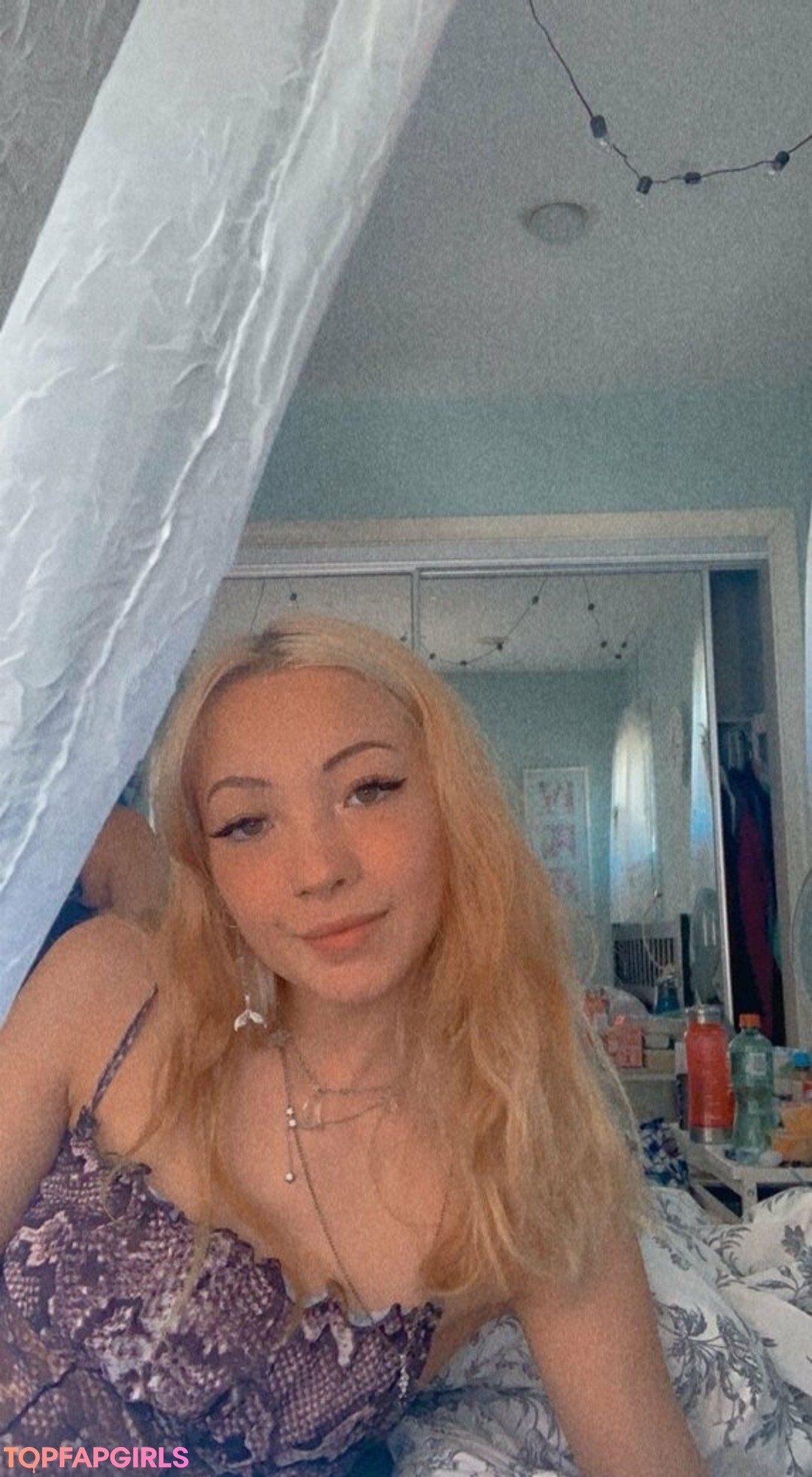 Naakte gelekte OnlyFans-foto van Bbykangarou #71 Naakte gelekte OnlyFans-foto van Bbykangarou #71