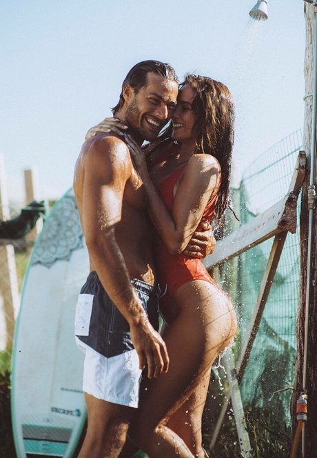 Naakte gelekte OnlyFans-foto van Magdalena Perlinska