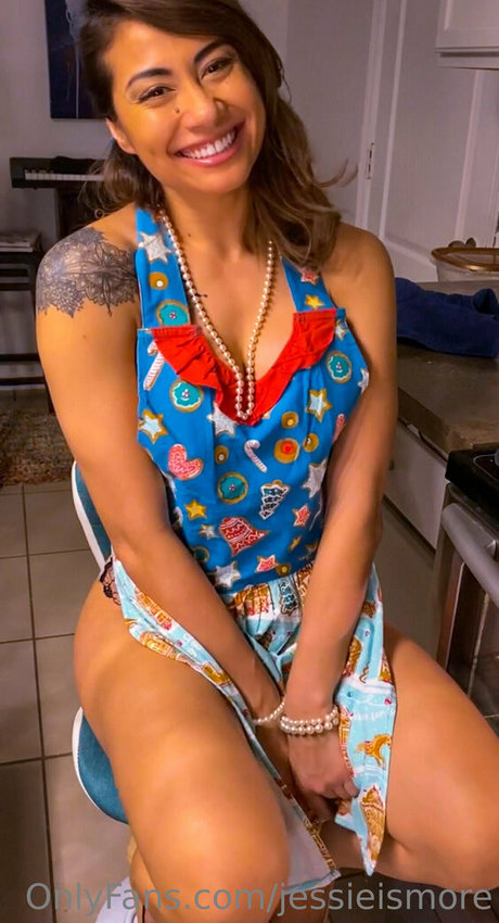 Naakte gelekte OnlyFans-foto van Jessieismore