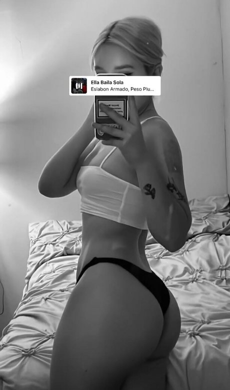 Naakte gelekte OnlyFans-foto van Jackie Smith