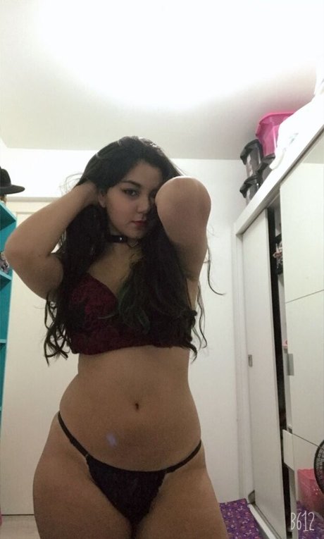 Naakte gelekte OnlyFans-foto van Lanisdelhaze