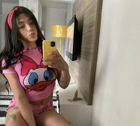 Naakte gelekte OnlyFans-foto van Brunasantos