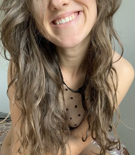 Naakte gelekte OnlyFans-foto van Yourwetactress