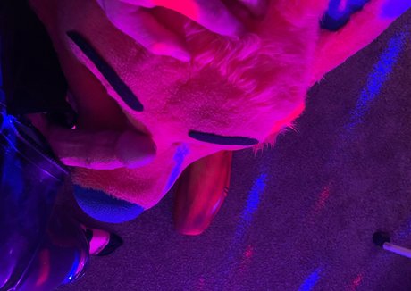 Naakte gelekte OnlyFans-foto van Joundyusky