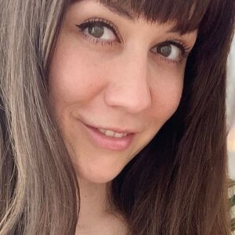 Naakte gelekte OnlyFans-foto van Penny Arcade