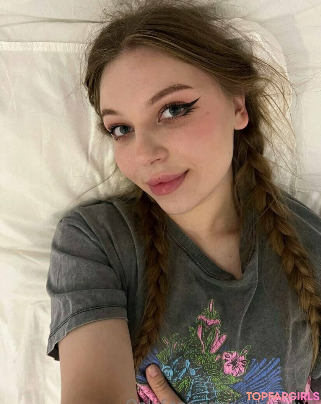 Naakte gelekte OnlyFans-foto van Elinsexy1 #1099