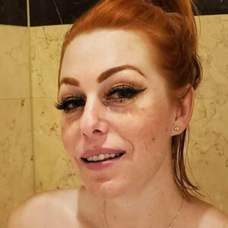 Naakte gelekte OnlyFans-foto van Moxicontin