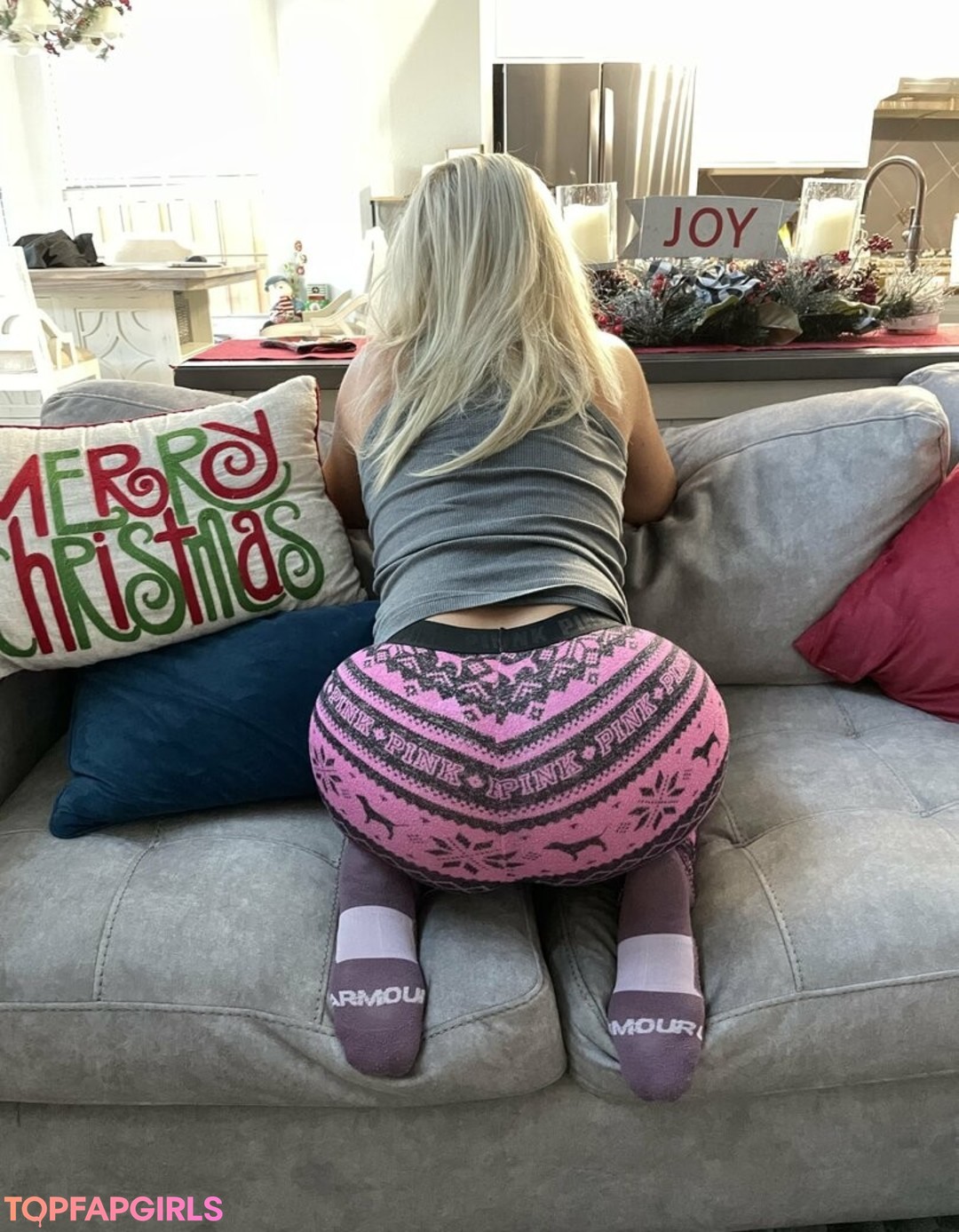 Naakte gelekte OnlyFans-foto van Texasthighs #1237