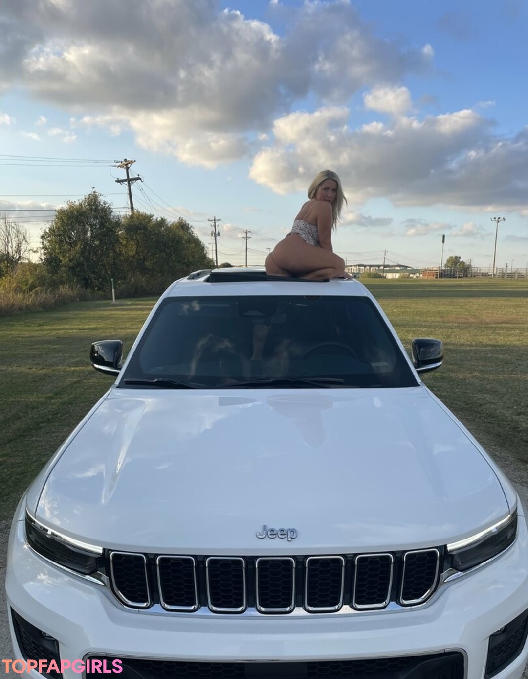 Naakte gelekte OnlyFans-foto van Texasthighs #1432