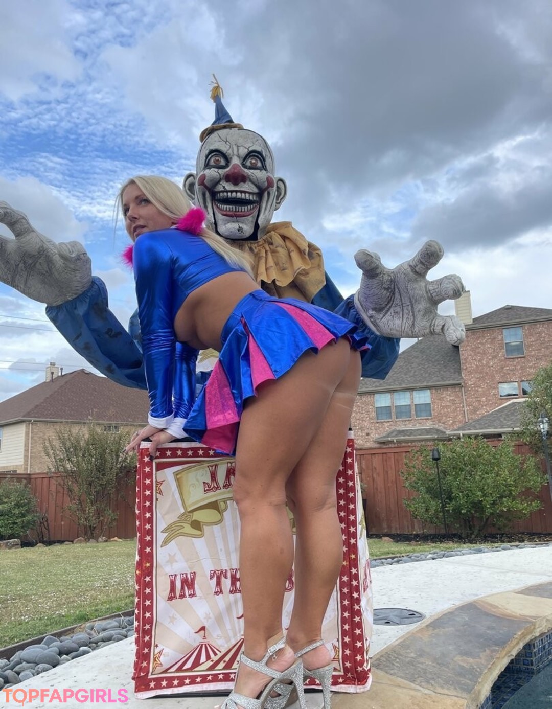 Naakte gelekte OnlyFans-foto van Texasthighs #1460