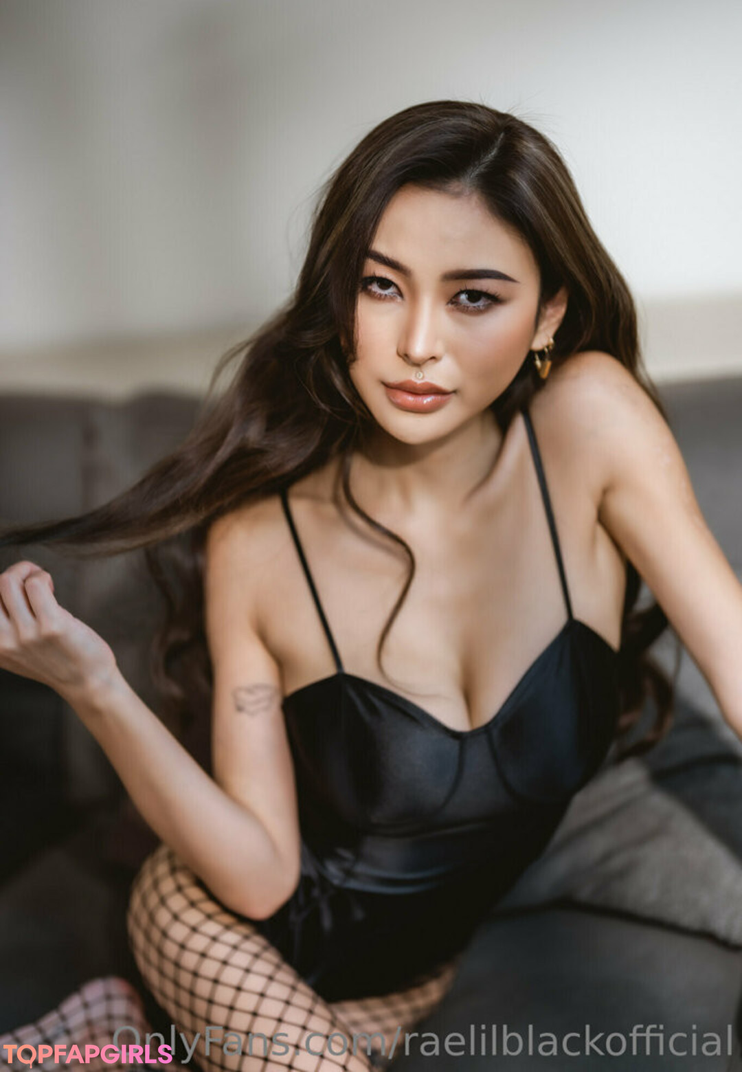 Naakte gelekte OnlyFans-foto van Raelilblack #1549