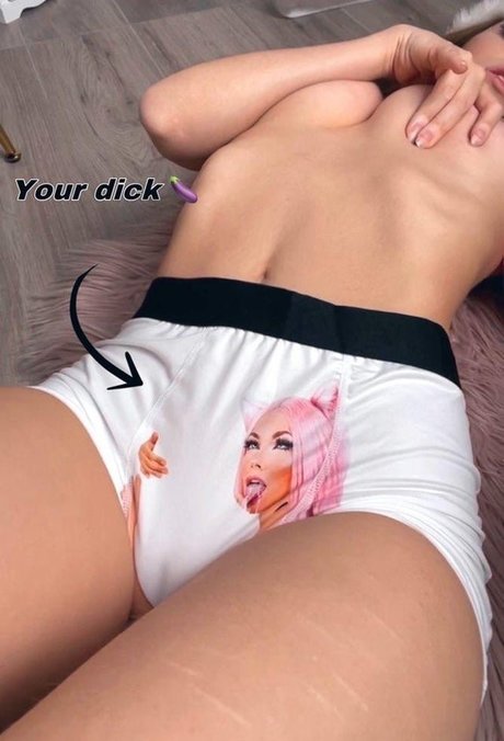 Naakte gelekte OnlyFans-foto van Milkimind