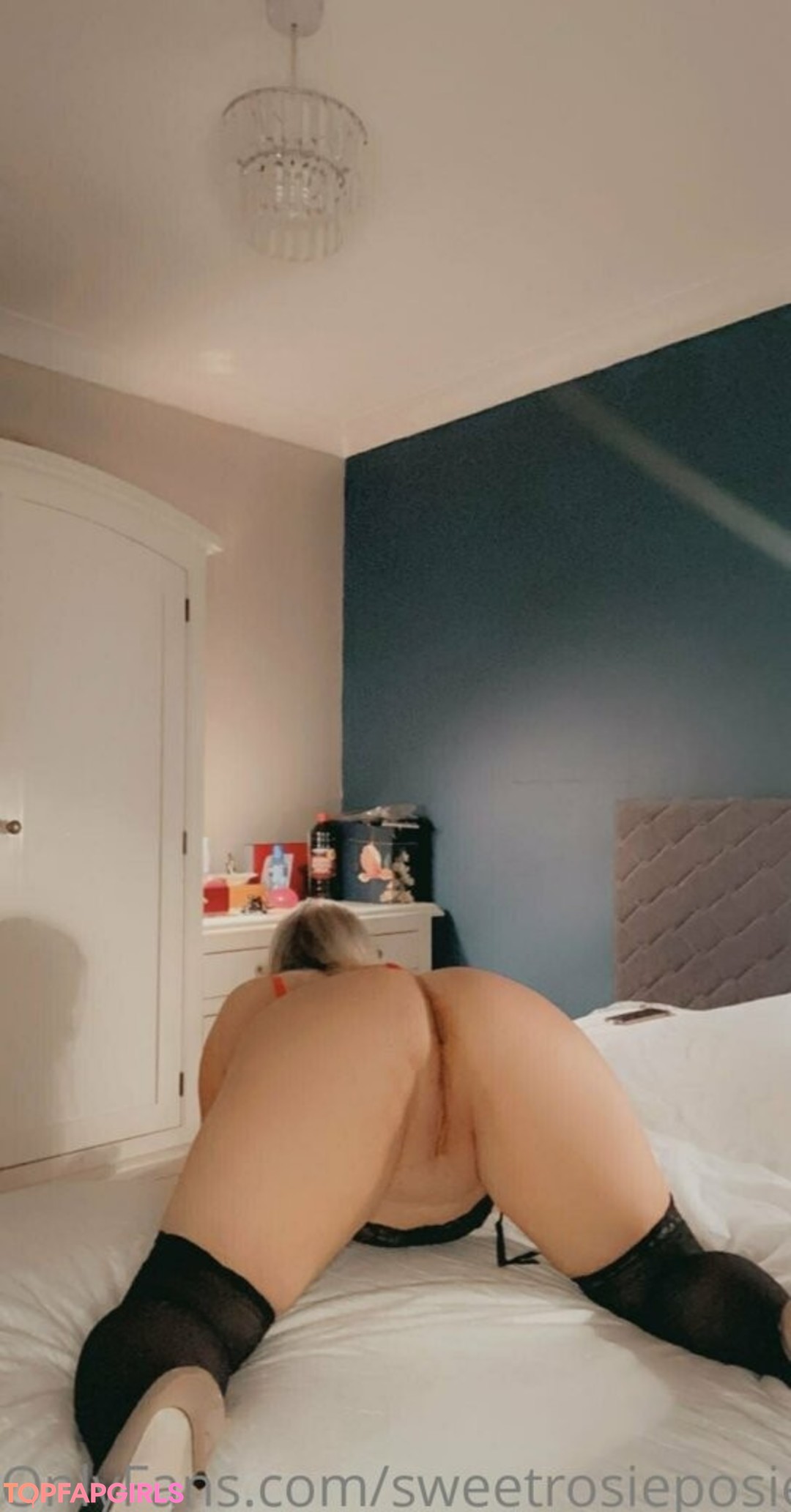 Naakte gelekte OnlyFans-foto van Sweetrosieposie #15 Naakte gelekte OnlyFans-foto van Sweetrosieposie #15