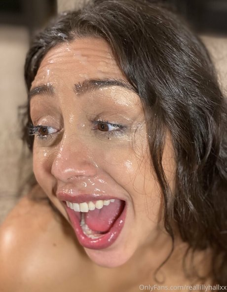 Reallillyhallxx