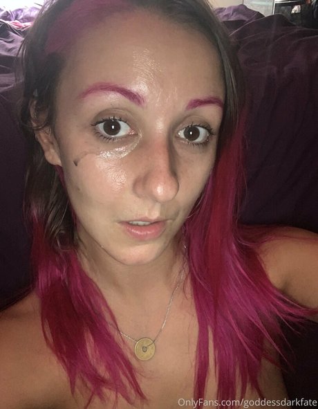 Naakte gelekte OnlyFans-foto van Goddessdarkfate