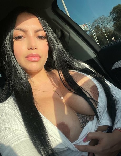 Naakte gelekte OnlyFans-foto van Candyw