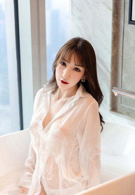 Zhou Yuxi