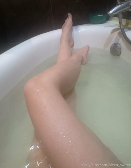Naakte gelekte OnlyFans-foto van Alexasweet