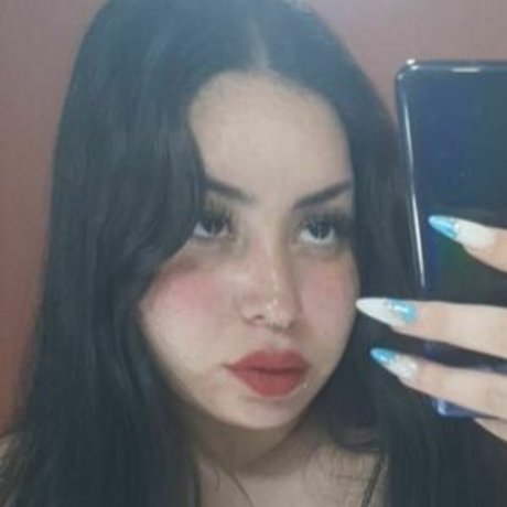 Naakte gelekte OnlyFans-foto van Belen Becerra