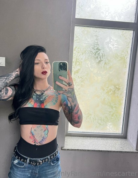 Naakte gelekte OnlyFans-foto van Inescarter