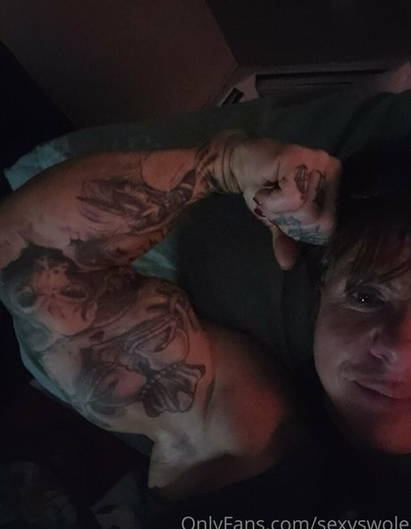 Naakte gelekte OnlyFans-foto van Sexyswole