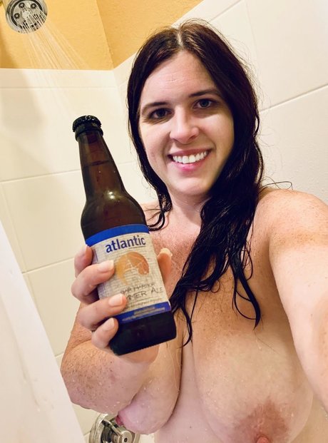 Naakte gelekte OnlyFans-foto van Granitegirl