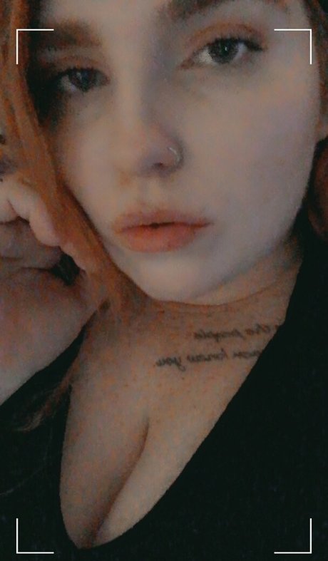 Naakte gelekte OnlyFans-foto van Secretrene