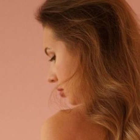 Naakte gelekte OnlyFans-foto van Nesxs