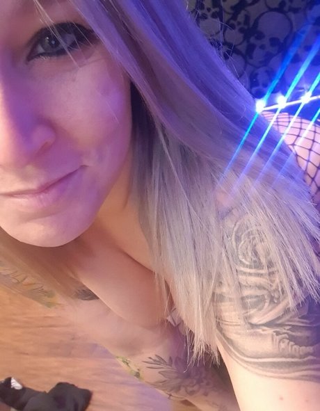 Naakte gelekte OnlyFans-foto van Tatumleaminx