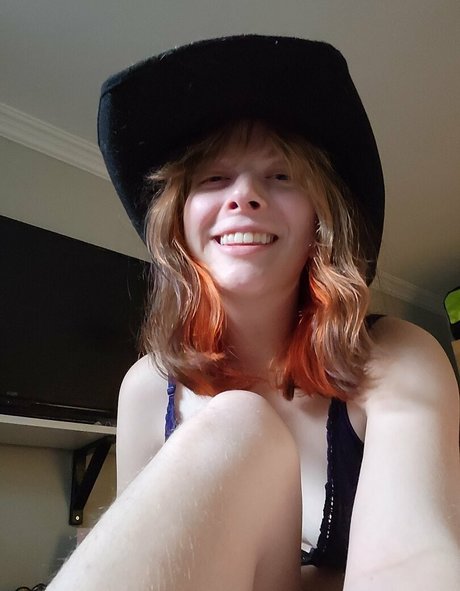 Naakte gelekte OnlyFans-foto van Dianalikesclowns