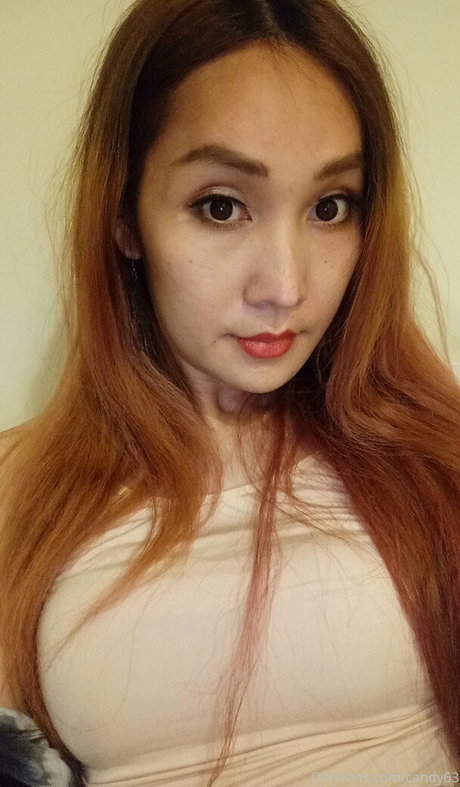 Naakte gelekte OnlyFans-foto van Candy63