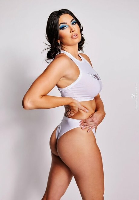 Naakte gelekte OnlyFans-foto van Cassie Lee And Jessica Mckay