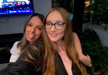 Naakte gelekte OnlyFans-foto van Dannielle Ashurst