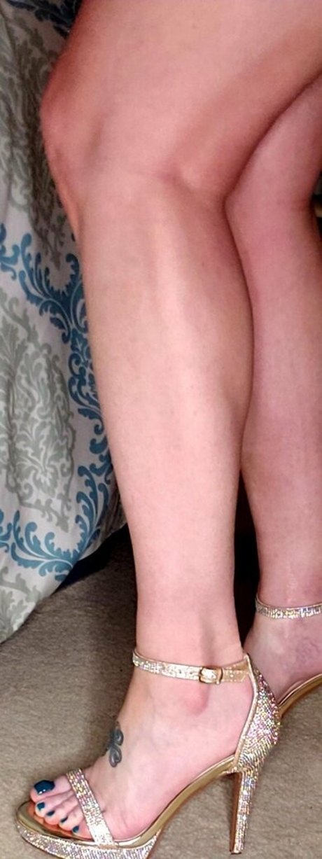 Naakte gelekte OnlyFans-foto van Thesegreyeyes