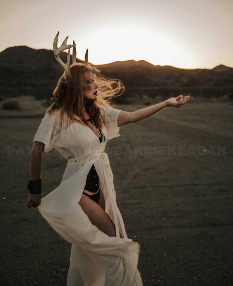 Carrie Keagen