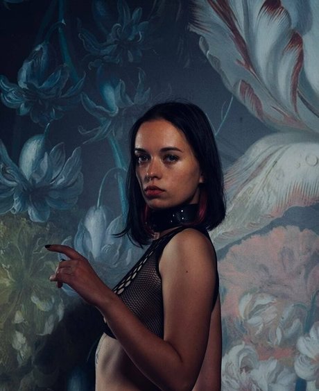 Naakte gelekte OnlyFans-foto van Oksanam