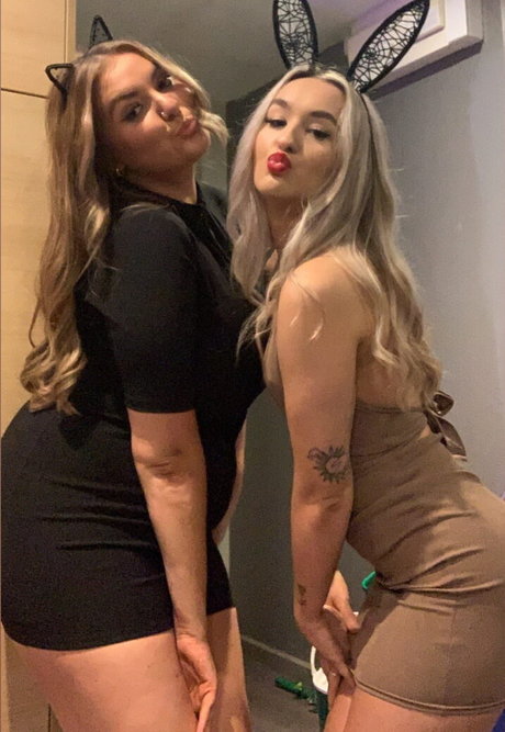 Naakte gelekte OnlyFans-foto van Katherine H