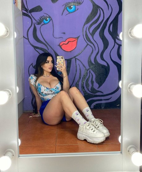 Vai Monroe