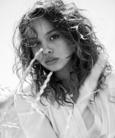 Naakte gelekte OnlyFans-foto van Alisha Boe