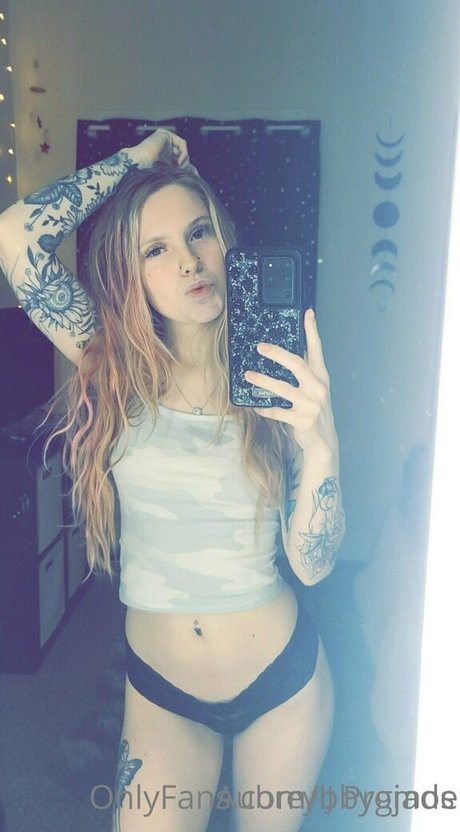 Naakte gelekte OnlyFans-foto van Aubreyj20