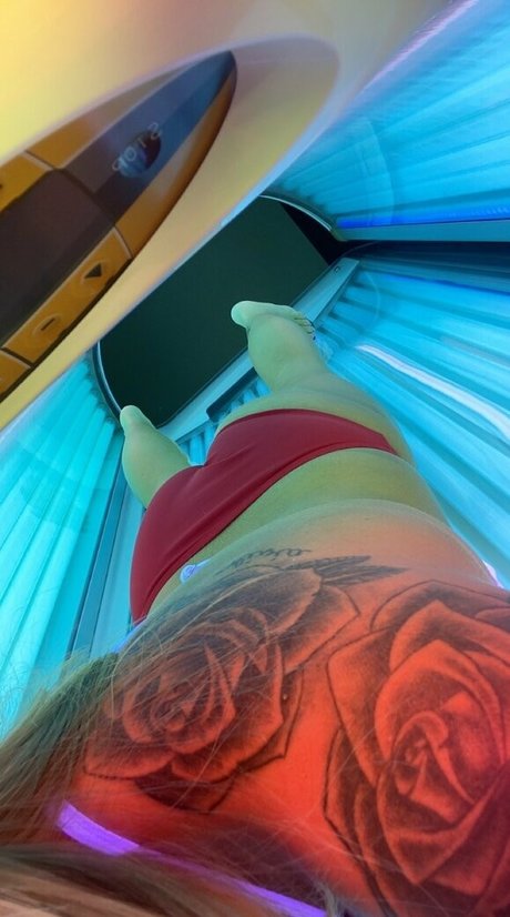 Naakte gelekte OnlyFans-foto van Babydoll2000free