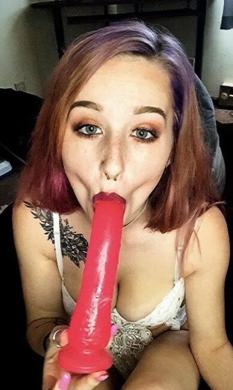 Naakte gelekte OnlyFans-foto van Jademariebabyfree